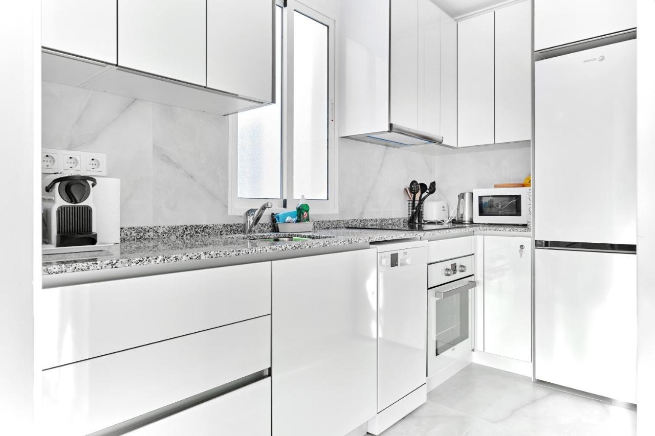 Lovely Sunny Apartment With Shared Pool And Private Parking Torrevieja Esterno foto